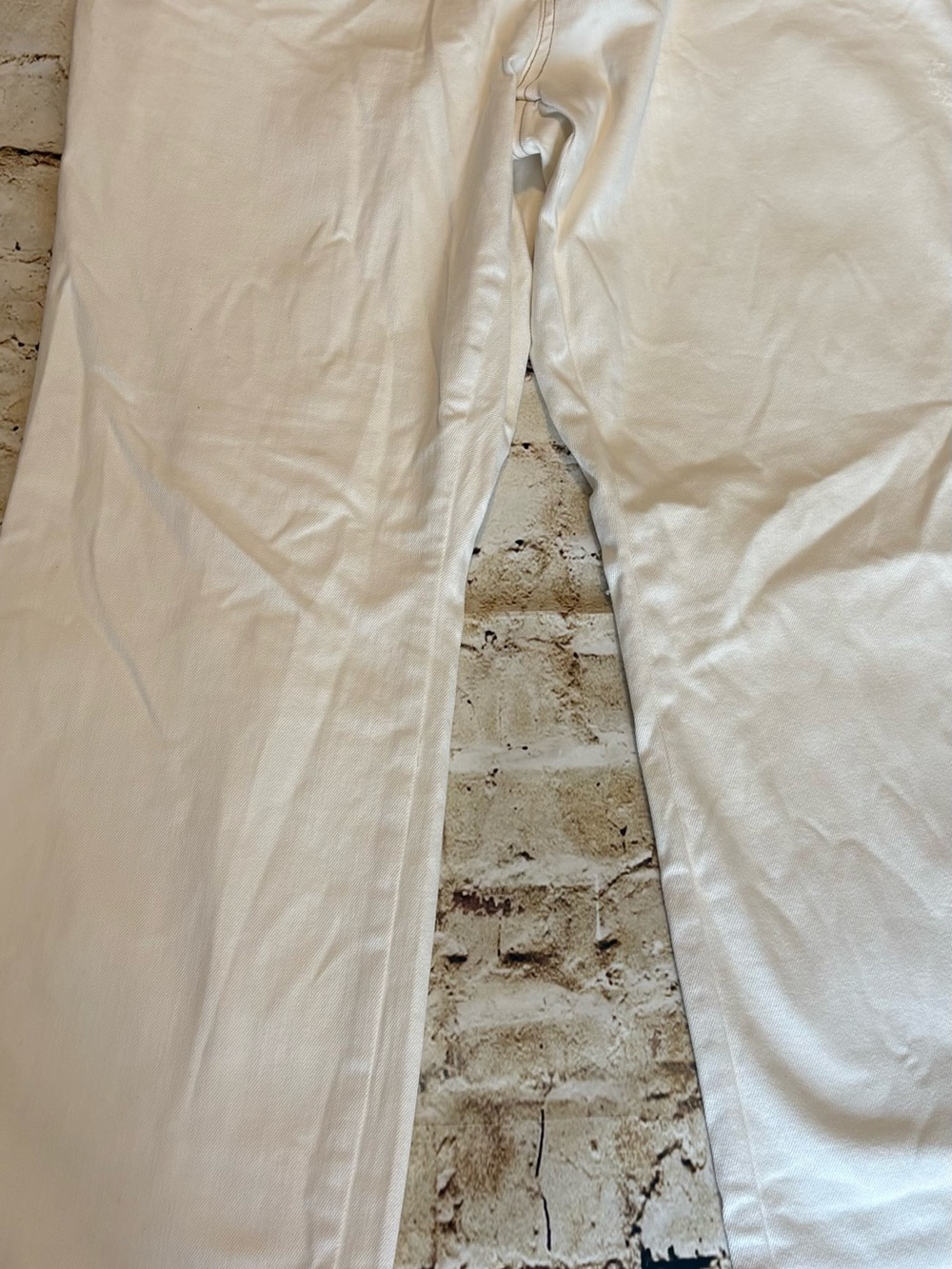 Judy Blue White Straight-Fit Jeans NWOT